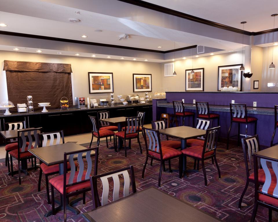 Comfort Suites Pecos Bagian luar foto