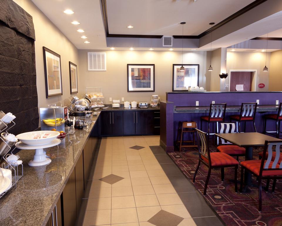 Comfort Suites Pecos Bagian luar foto
